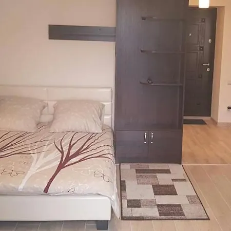 New в центре на другетов Apartment *