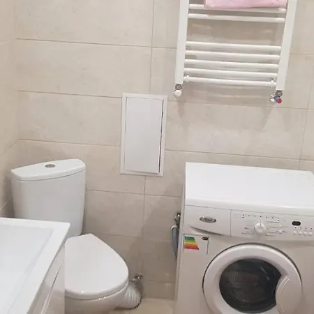 New в центре на другетов Apartment Uzhhorod